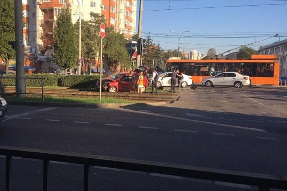 Обстоятельства ДТП выясняются