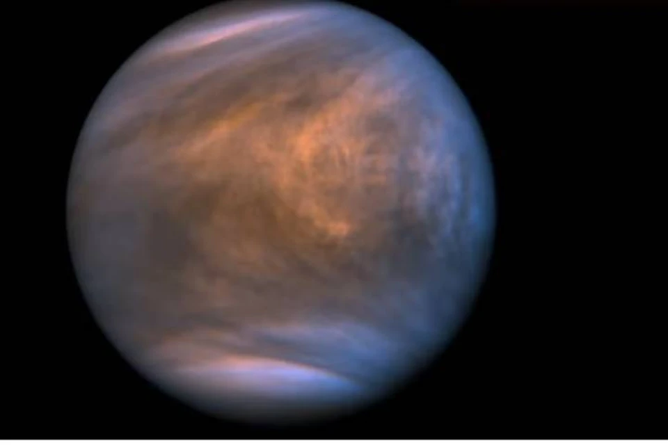 Венера - Планета Бурь. Похоже, она обитаема.