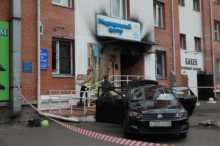 «Никакого пожара не помню»: подозреваемого в поджоге красноярской клиники отправили под арест на два месяца