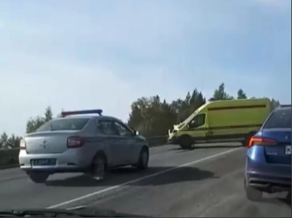 Авария произошла сегодня утром Фото: кадр из видео telegram.org/chelyabinsk01