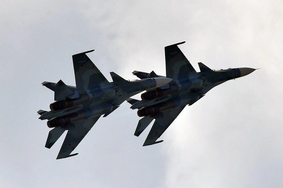 Самолет Су-30 разбился в Тверской области