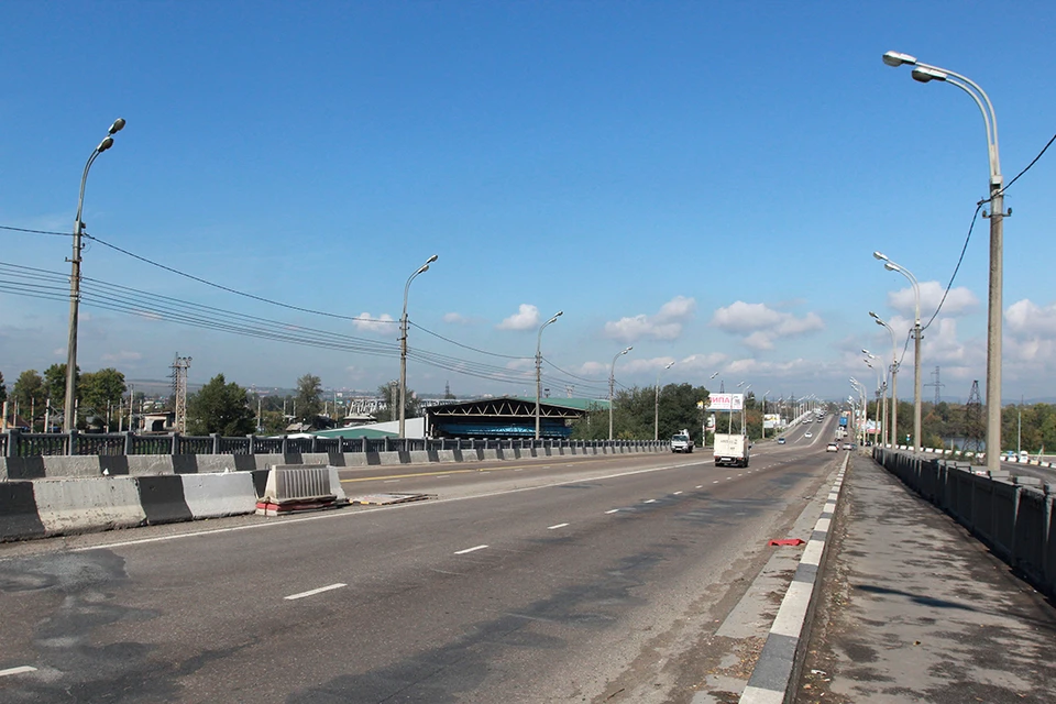 Ремонт дорог в Иркутске 2020: реконструируют путепровод на улице Джамбула.