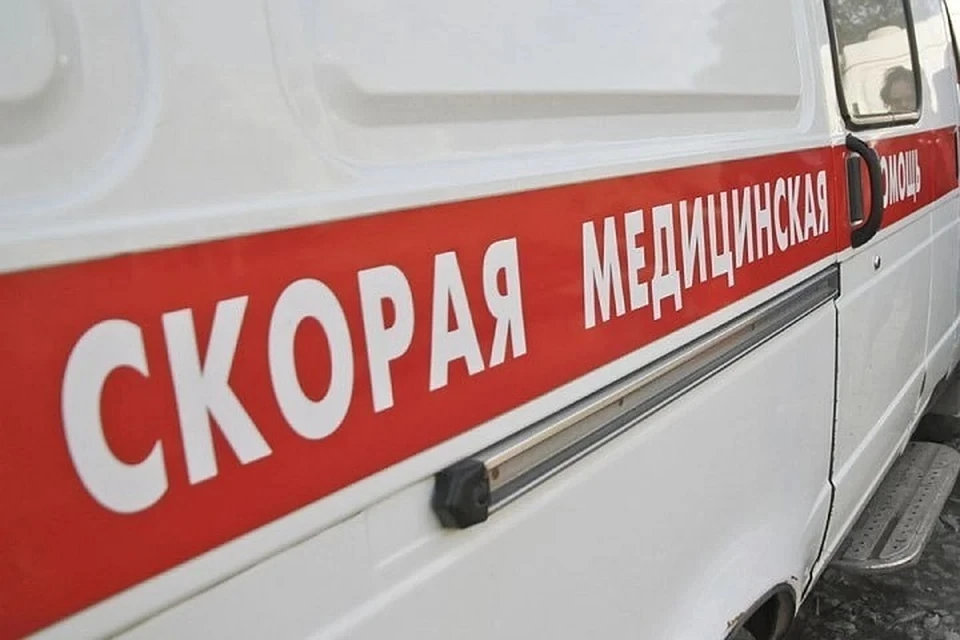 Выживших в это аварии людей увезли в больницу Альметьевска.