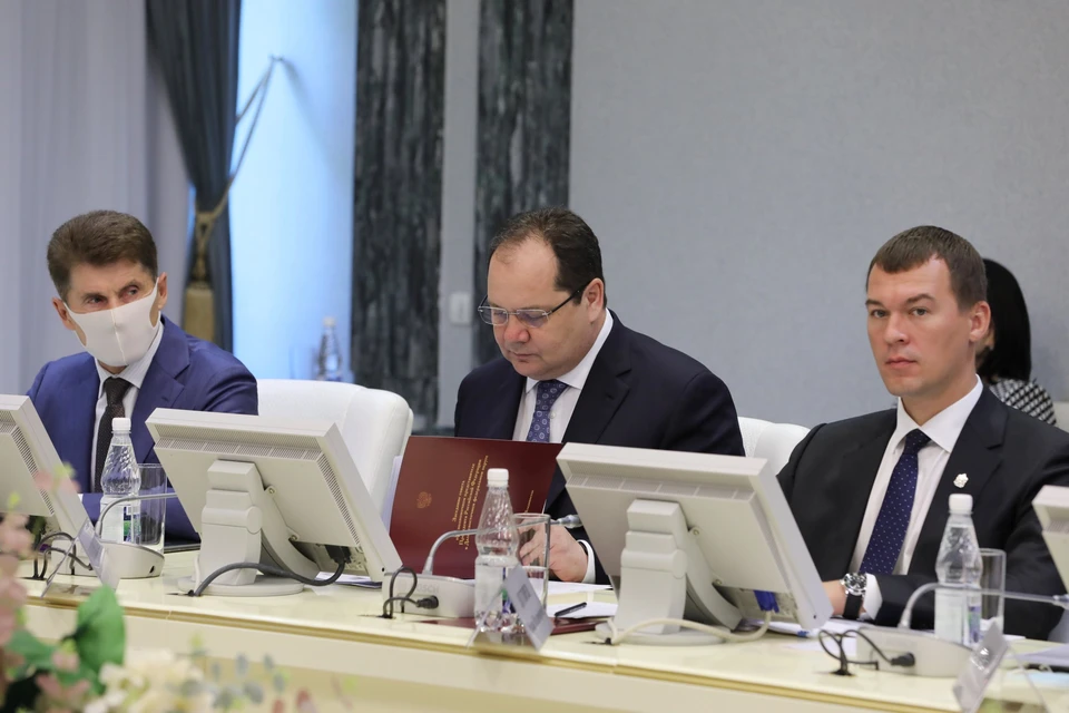Накануне Ростислав Гольдштейн докладывал полпреду ДФО Юрию Трутневу о готовности Еврейской автономии к отопительному сезону.
