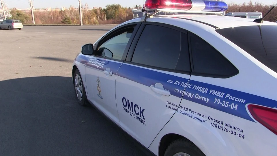 В аварии с двумя иномарками пострадали 3 человека. Фото: пресс-служба Госавтоинспекции по Омской области