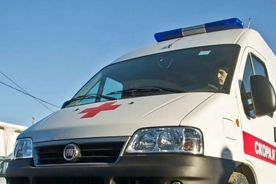 Девушка выпала с пятого этажа дома в Приморском районе Иркутска