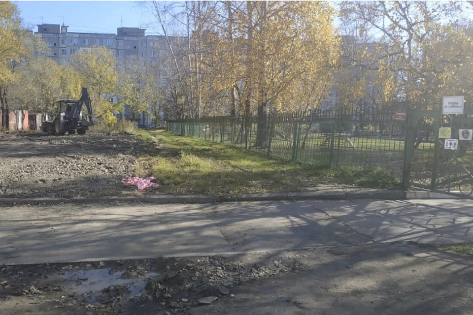 В Хабаровске резонансным стало строительство гаражей возле детского сада