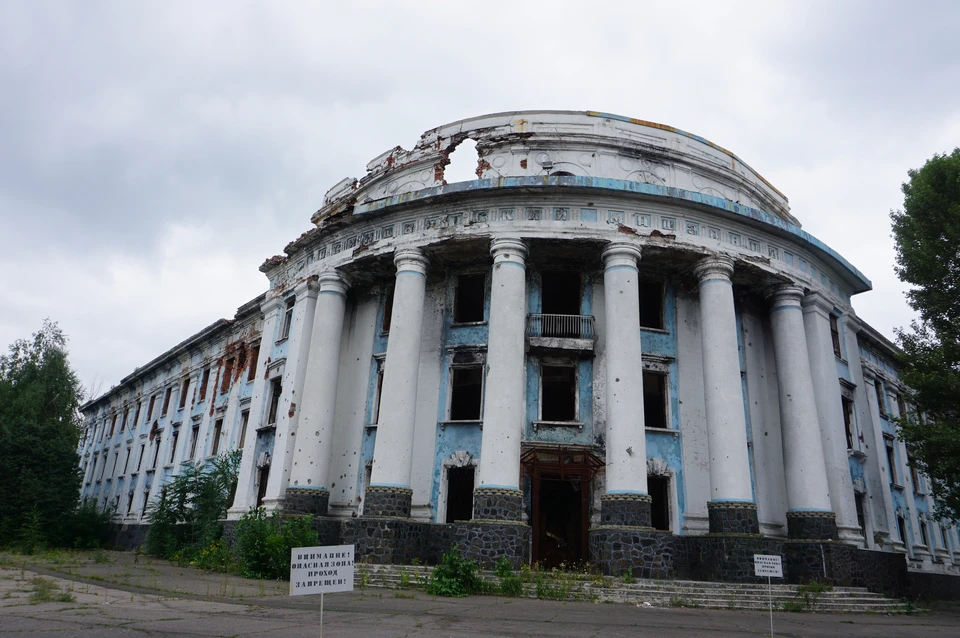Машзавод в Ясиноватой - памятник "любви" Украины к Донбассу