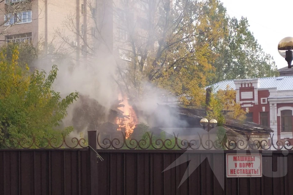 В Рязани вновь загорелся объект культурного наследия - дом Банковского.