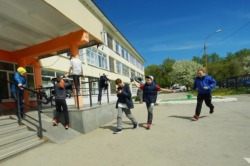 Младшеклассников перевели на дистант из-за ремонта "Водоканала"