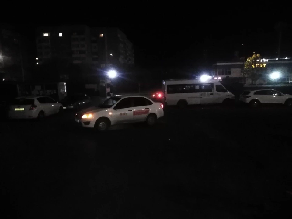 ДТП на улице Антонова в Саратове. Фото ГИБДД Саратова