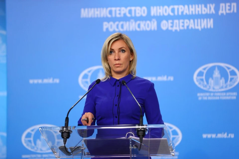 Захарова заявила, что санкции из-за ситуации с Навальным не останутся без ответа