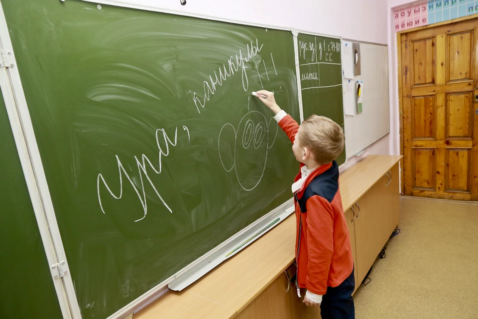 С 19 октября кировские школьники уходят на каникулы, а учащиеся техникумов и колледжей - на «дистанционку».