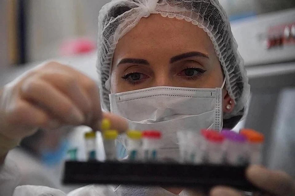 Участвовавший в испытании вакцины депутат Госдумы заболел коронавирусом