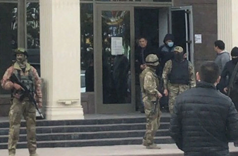 Задержание Кольбаева провели в одном из спортклубов Бишкека.