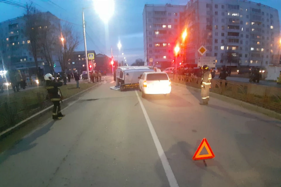 Число пострадавших в ДТП со "скорой" в Иркутске увеличилось до трех