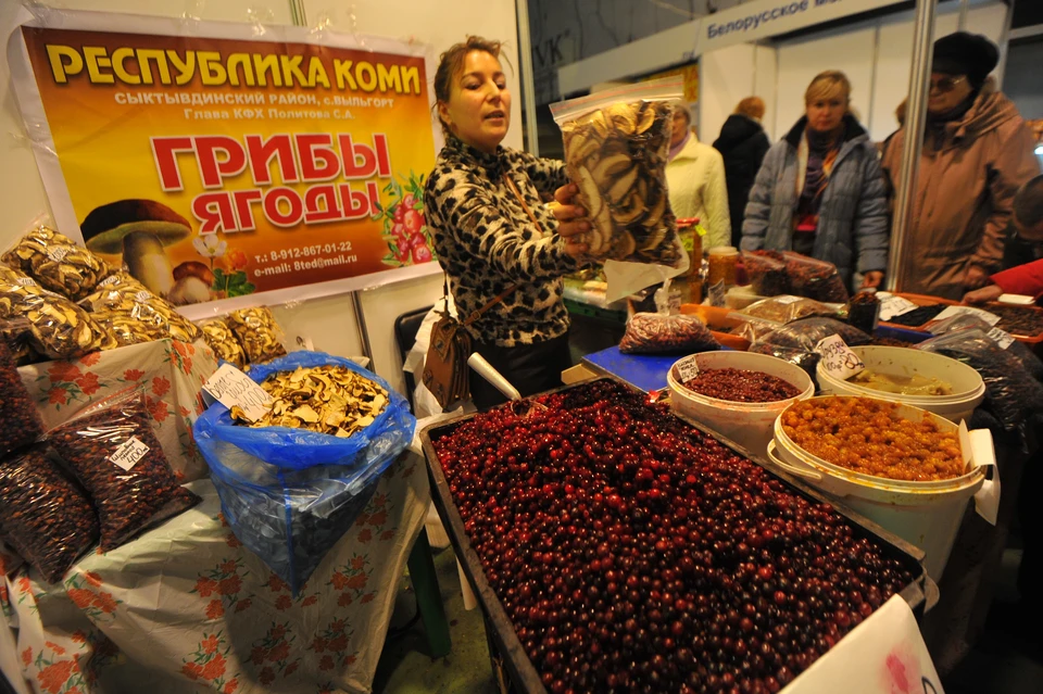 Коми поставляет иван-чай, замороженные грибы и ягоды.