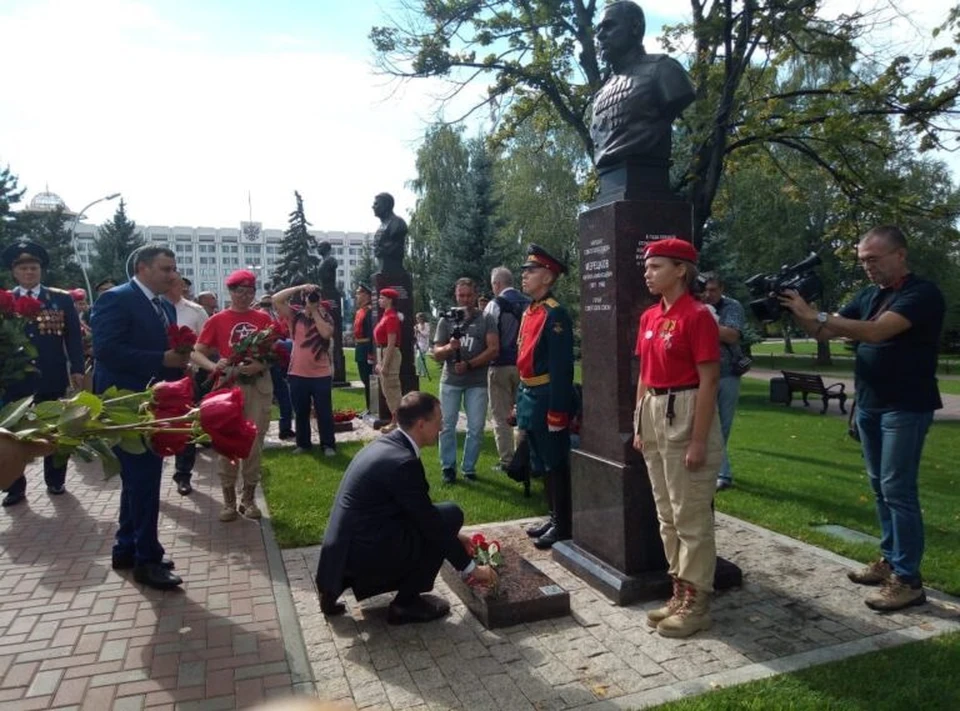 Где будет установлен мемориал, определят жители города