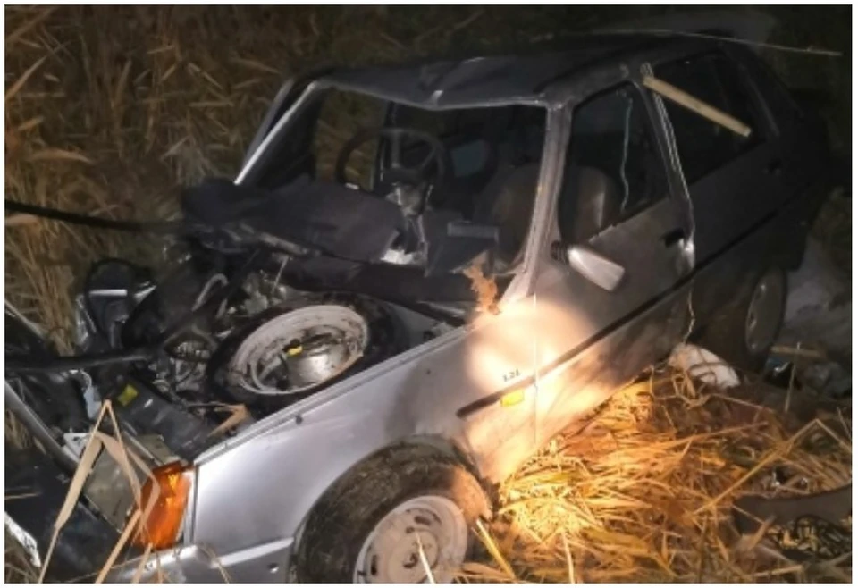 Авария произошла ночью. Фото: пресс-служба ГУ МЧС России по Республике Крым
