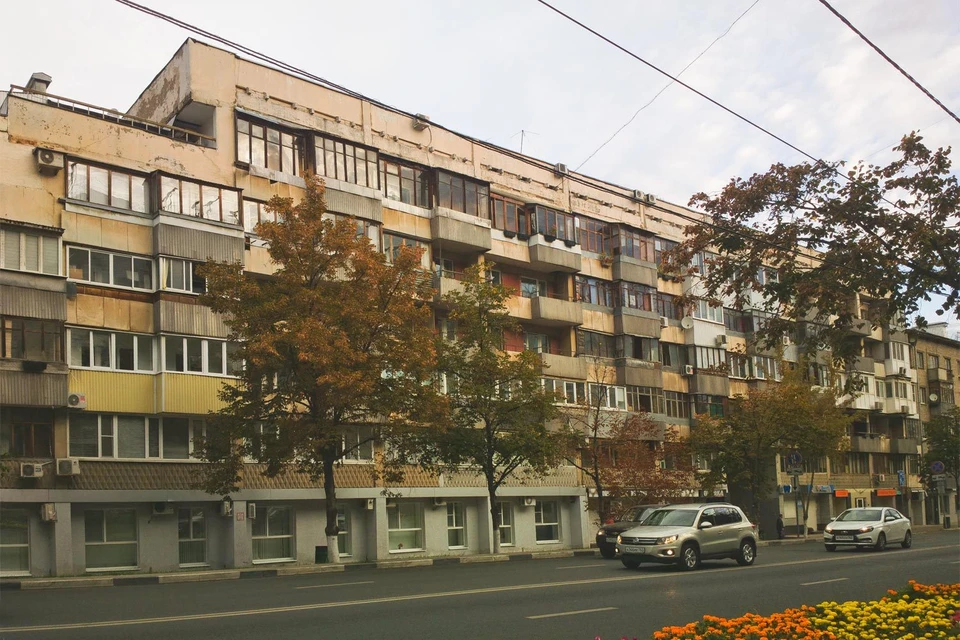 Тот самый дом с нестандартной крышей. Фото: Яндекс.Карты