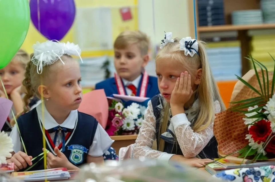 Порядок приема детей в первые классы изменится в 2021 году в Санкт-Петербурге.