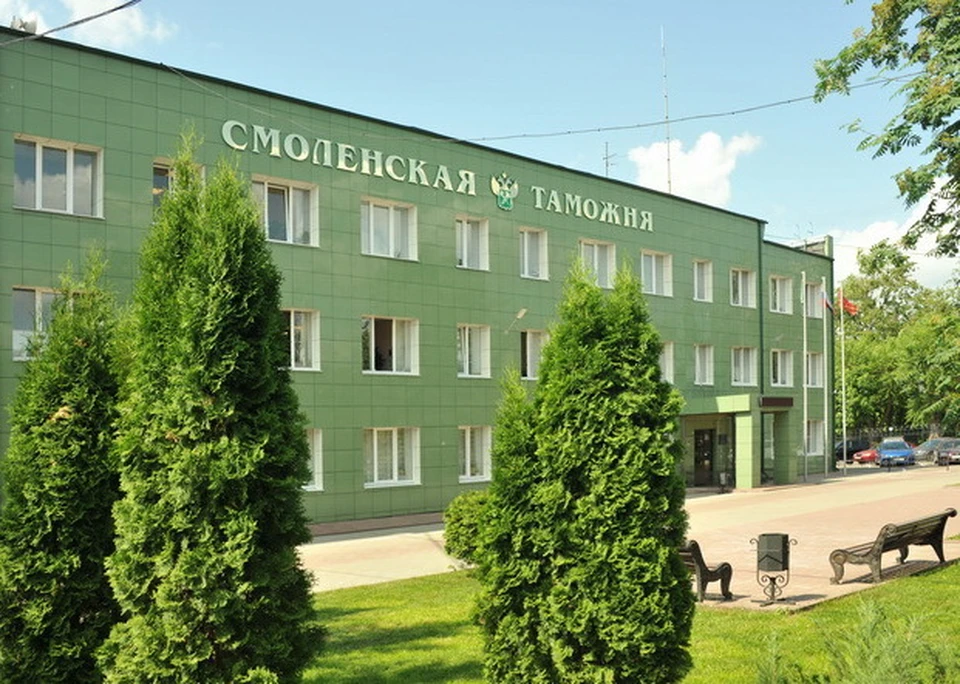 В Смоленске осудили директора фирмы за взятку таможеннику. Фото: Смоленская таможня.
