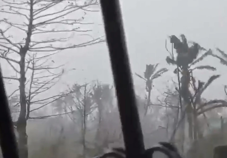 Шесть человек погибли из-за тайфуна "Вамко" на Филиппинах