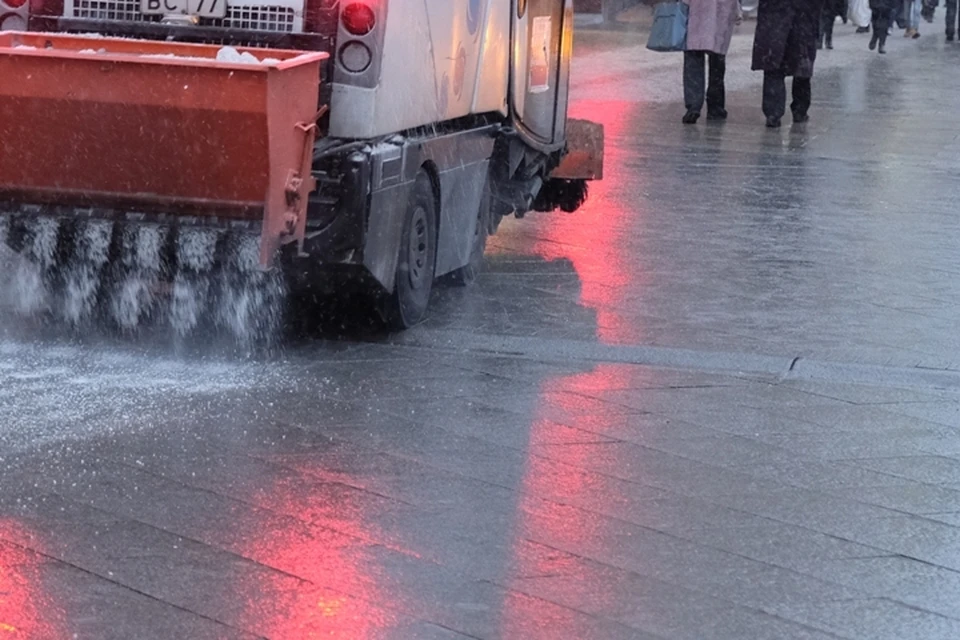 На дорогах местами будет гололедица.
