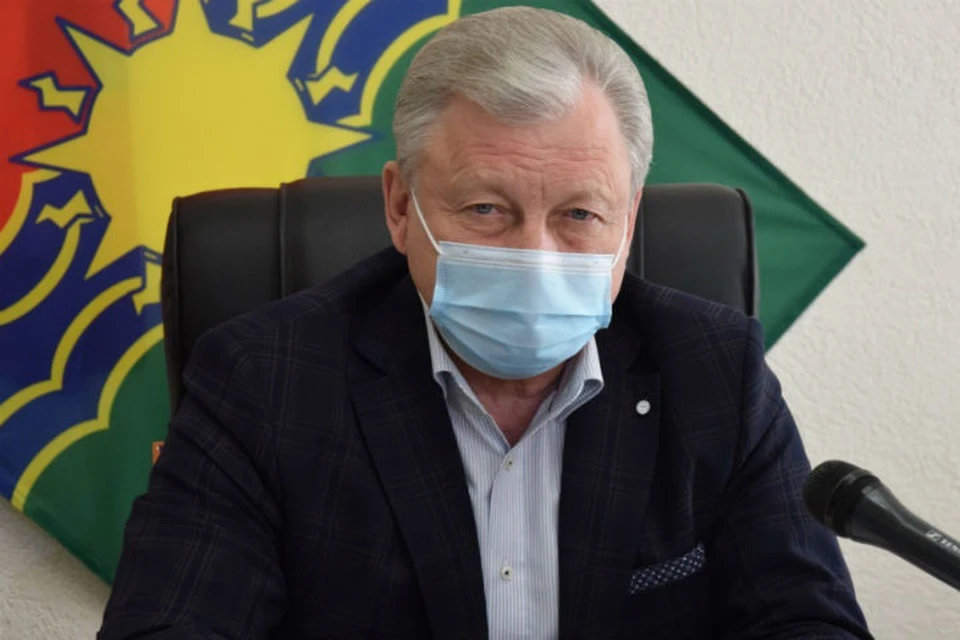 Мэр Братска Сергей Серебренников заболел коронавирусом. Фото: администрация Братска