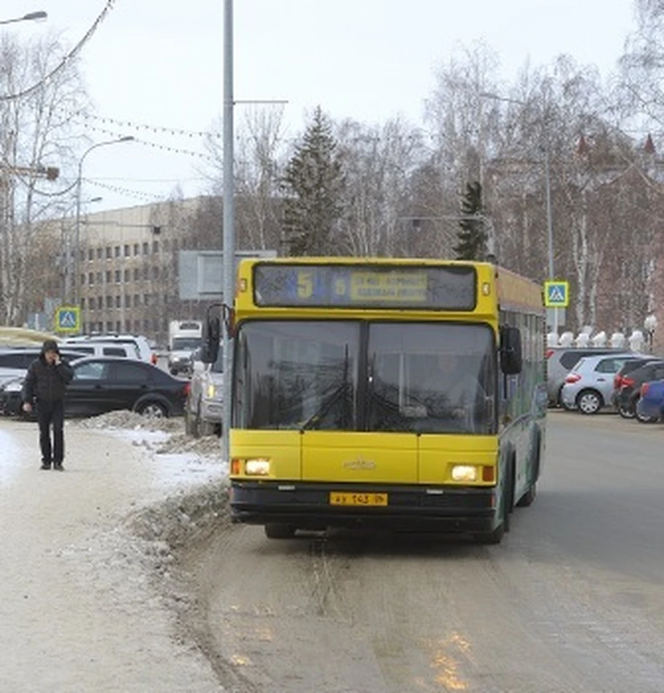 "Чиатющий автобус" в Ханты-Мансийске познакомил югорчан с великими произведениями фронтовиков Фото: Управление общественных связей