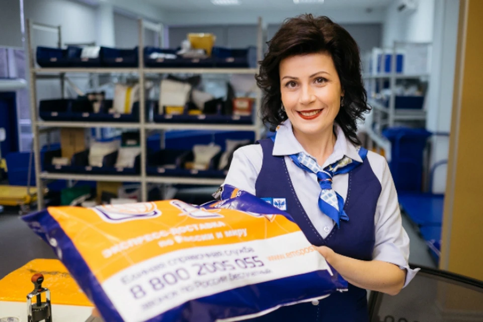 Жители Хабаровского края пользуются преимуществами сервиса экспресс доставки Почты России