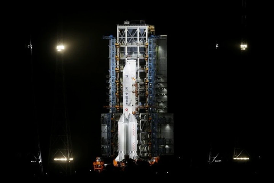 Китайский космический аппарат совершил успешную посадку на Луну