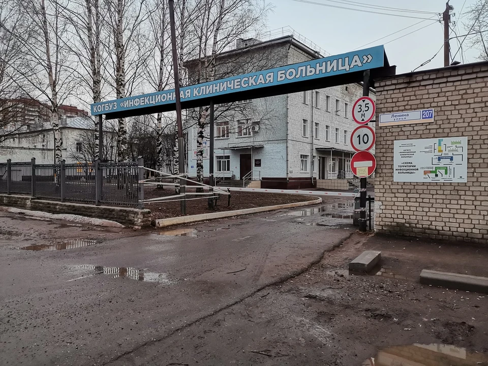 На лечении в инфекционных госпиталях сейчас находится 4029 пациентов.
