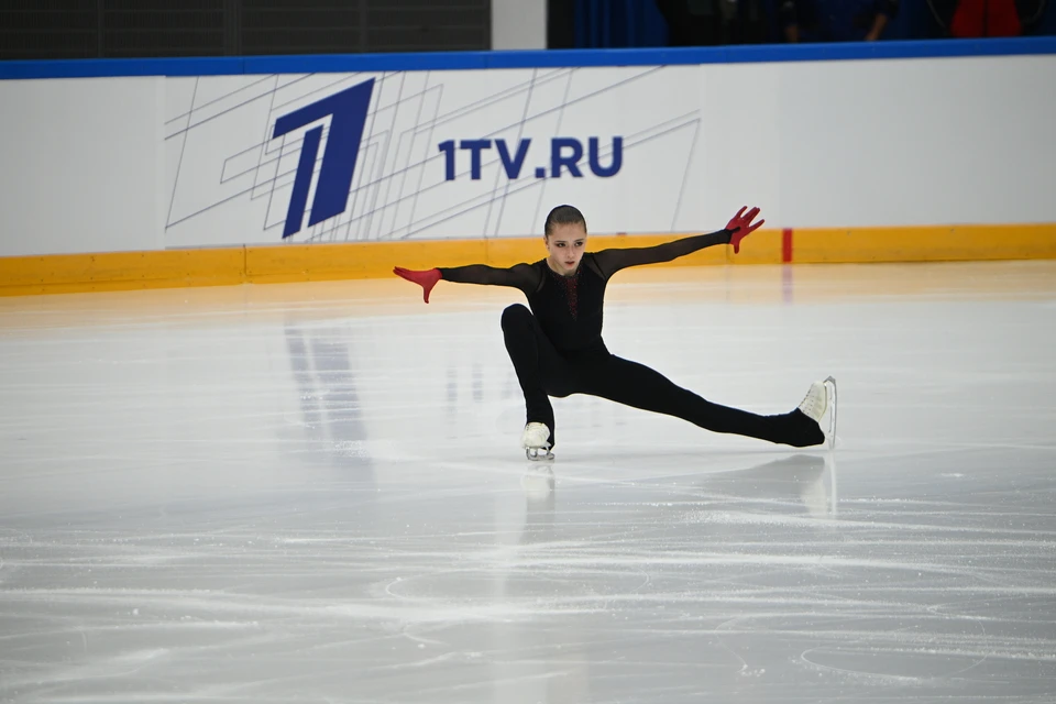Фигуристка Валиева превзошла мировой рекорд в короткой программе на этапе Кубка России