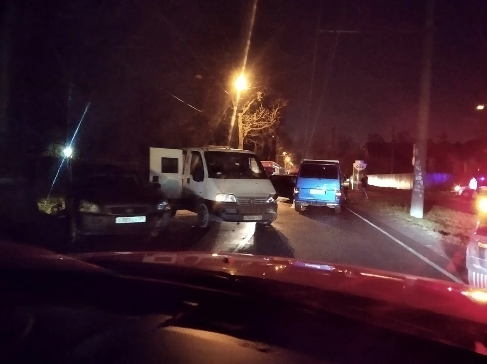 ДТП на Емельянова