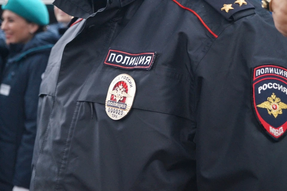 Парня, попытавшегося вернуть браслет за деньги, житель Симферополя послал.