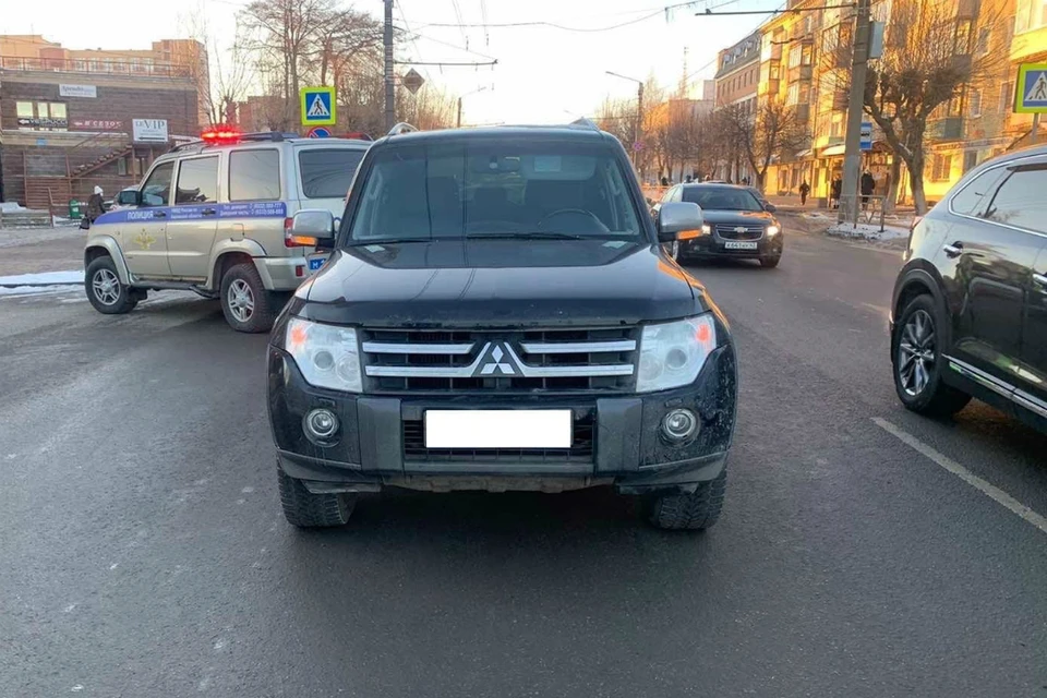 Девушку сбили на пешеходном переходе. Фото: vk.com/gibdd43
