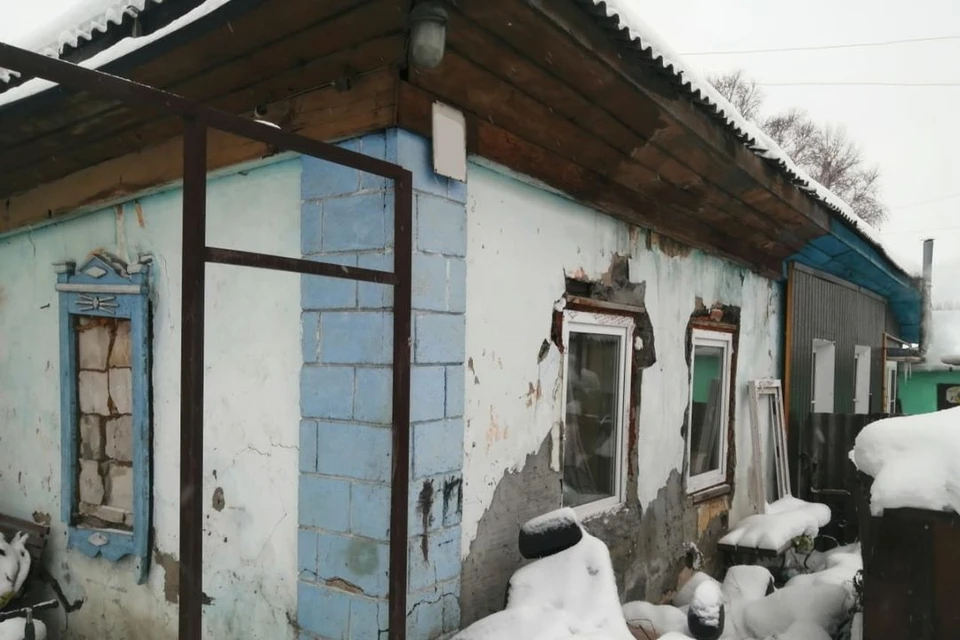 Многодетная семья спаслась на пожаре. Фото: МЧС по Новосибирской области