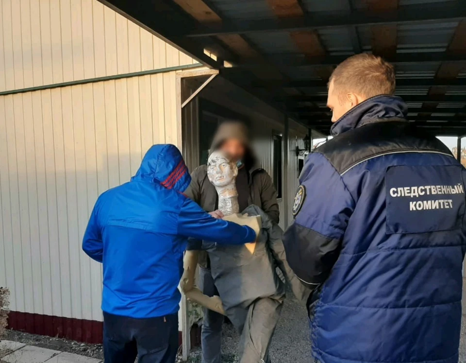 Мужчина ударил соседа кулаком в грудь