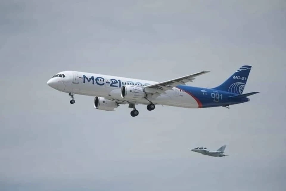 Самолет МС-21-310 прошёл испытания с российским двигателем. Фото: Официальная страница Дмитрия Рогозина в соцсетях