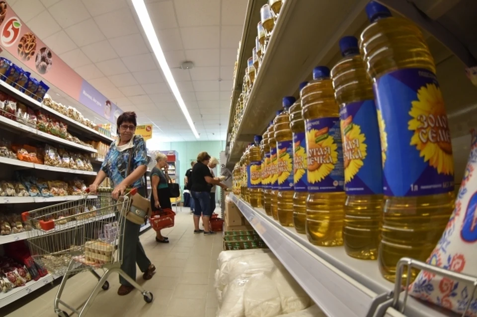 Минпромторг рассказал, как будут регулировать цены на сахар и масло в РФ