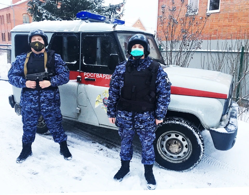 Мужчина благодаря помощи росгвардейцев вернулся домой.
