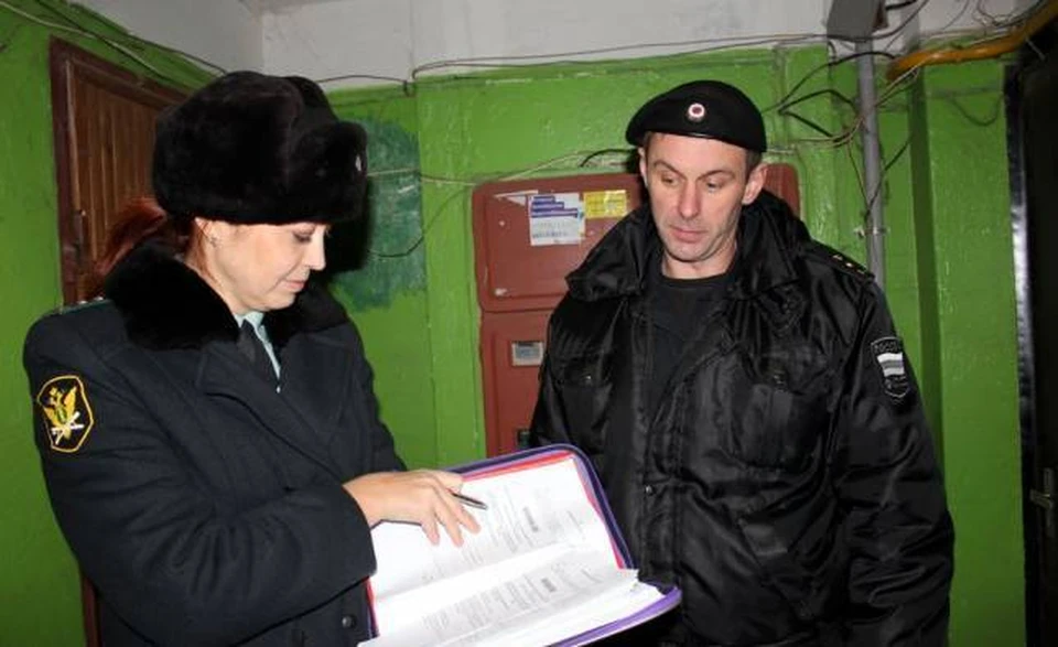 На равнодушную мамашу-алиментщицу завели уголовное дело. Фото: УФССП России по Смоленской области.