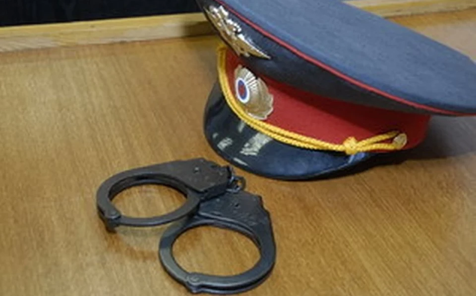 Полицейские вычислили, что преступники сбежали из «Краевой клинической психиатрической больницы», где по решению суда находились на принудительном лечении.