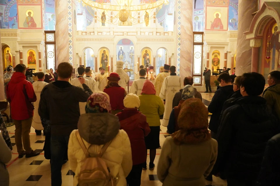 Напомним, 7 января в храмах и церквях области будут проходить праздничные службы.