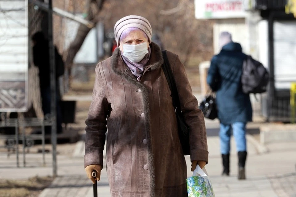 Пожилые жители ДНР сейчас лишены возможности поехать на Украину, чтобы выяснить, почему им пенсию неправильно пересчитали