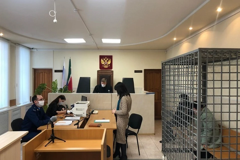 На судебном заседании обвиняемая расплакалась. Фото: пресс-служба прокуратуры Татарстана