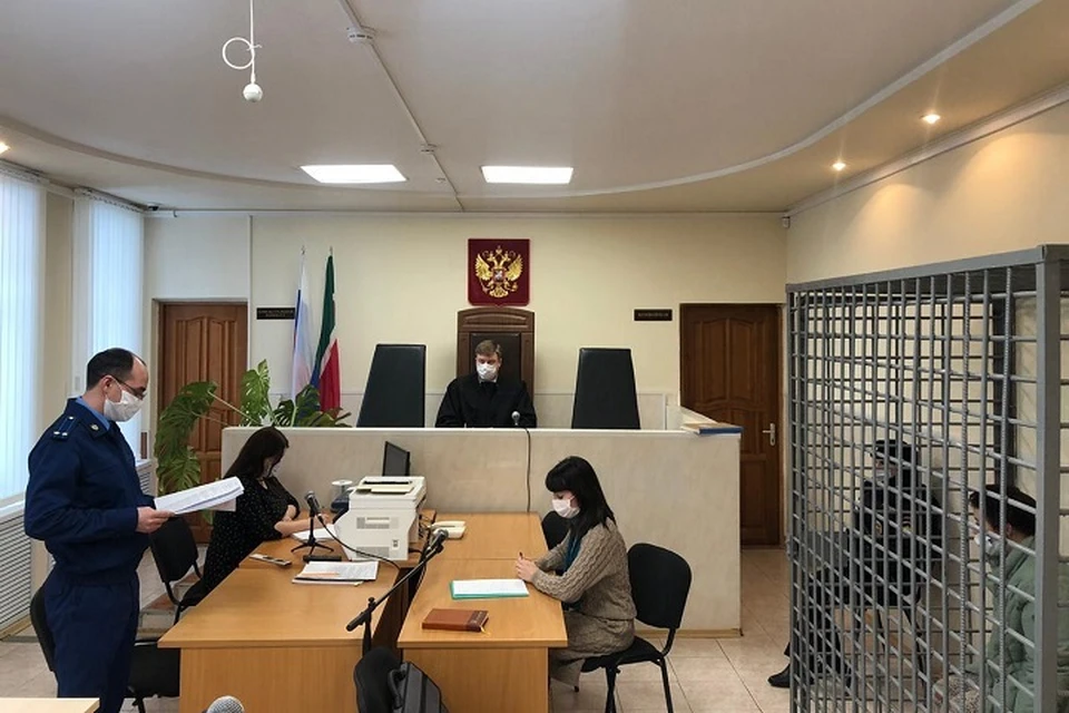 В суде женщина расплакалась и сказала, что не хотела смерти своим детям. Фото: прокуратура Татарстана
