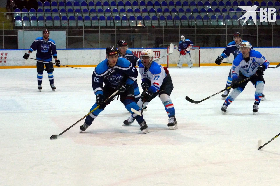 Никита Гончаров в атаке.