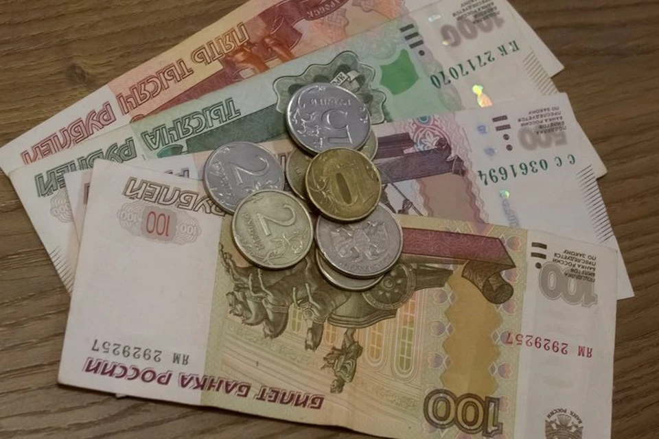 Водители перевели 8, 10 и даже 37 тысяч рублей мошеннику